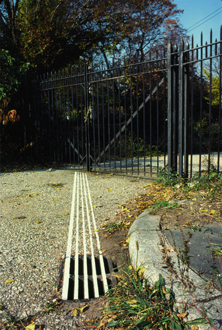 gate grate