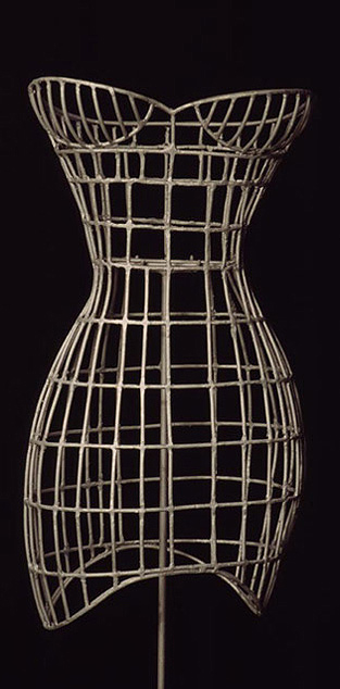 corset1wire1